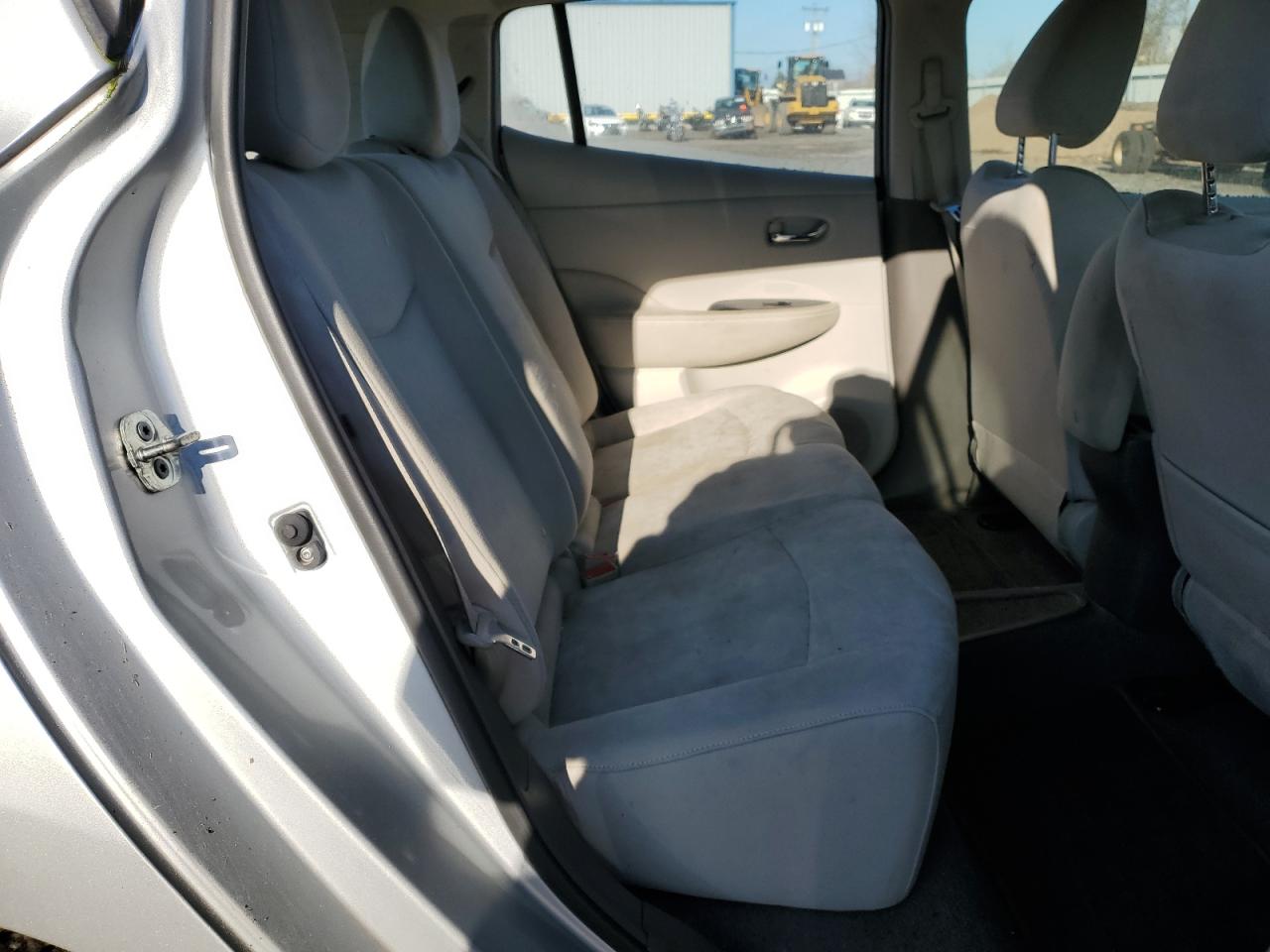 2012 Nissan Leaf - Image 10