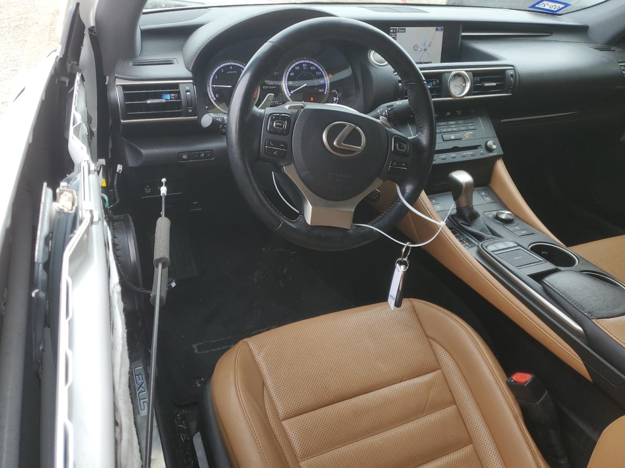 2016 Lexus RC - Image 8