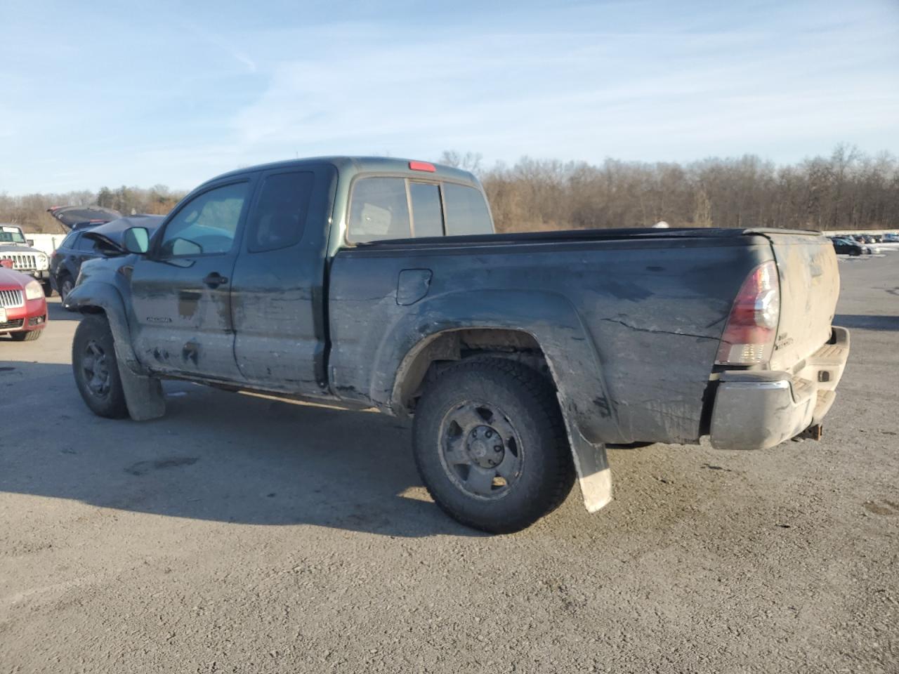 2011 Toyota Tacoma - Image 2
