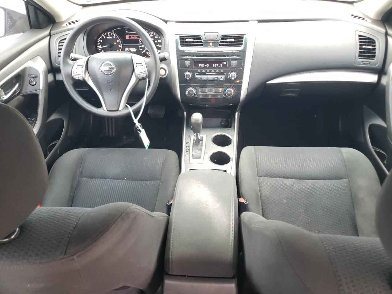 2015 Nissan Altima - Image 8