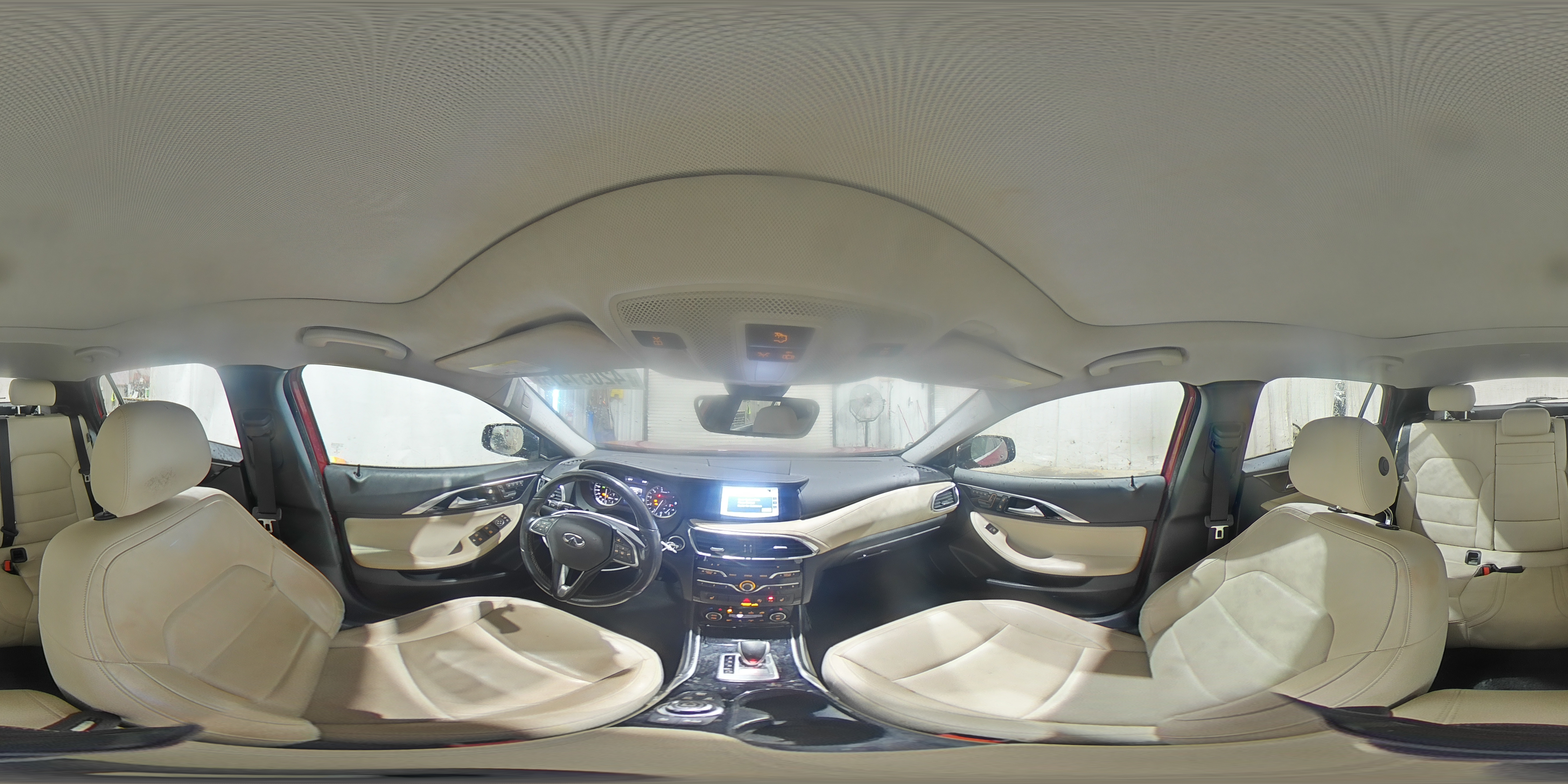 2017 Infiniti QX30 - Image 14