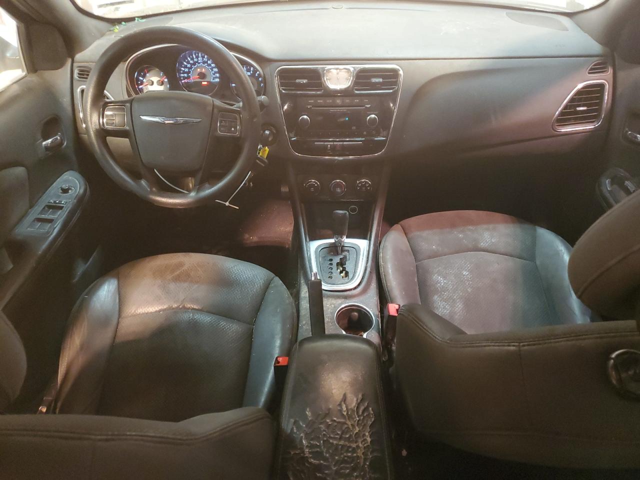 2012 Chrysler 200 - Image 8
