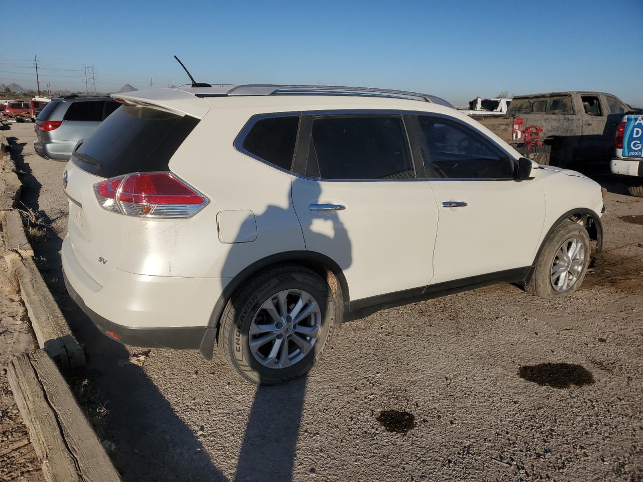 KNMAT2MT1GP643907 NISSAN ROGUE 2016