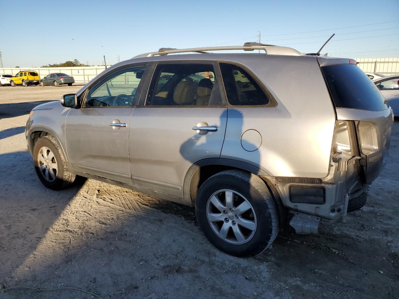 2012 Kia Sorento - Image 2