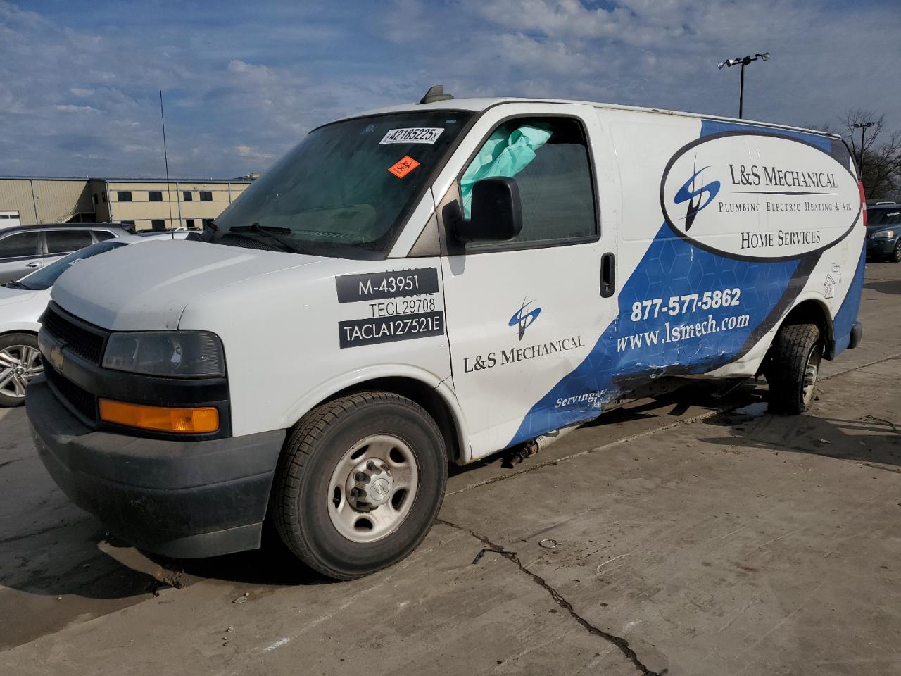 2018 Chevrolet Express - Image 1