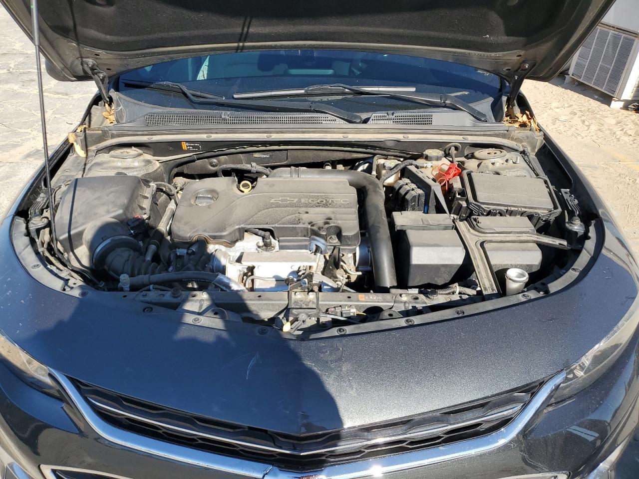 2017 Chevrolet Malibu - Image 11