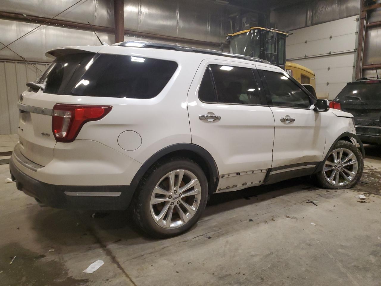 2018 Ford Explorer - Image 3
