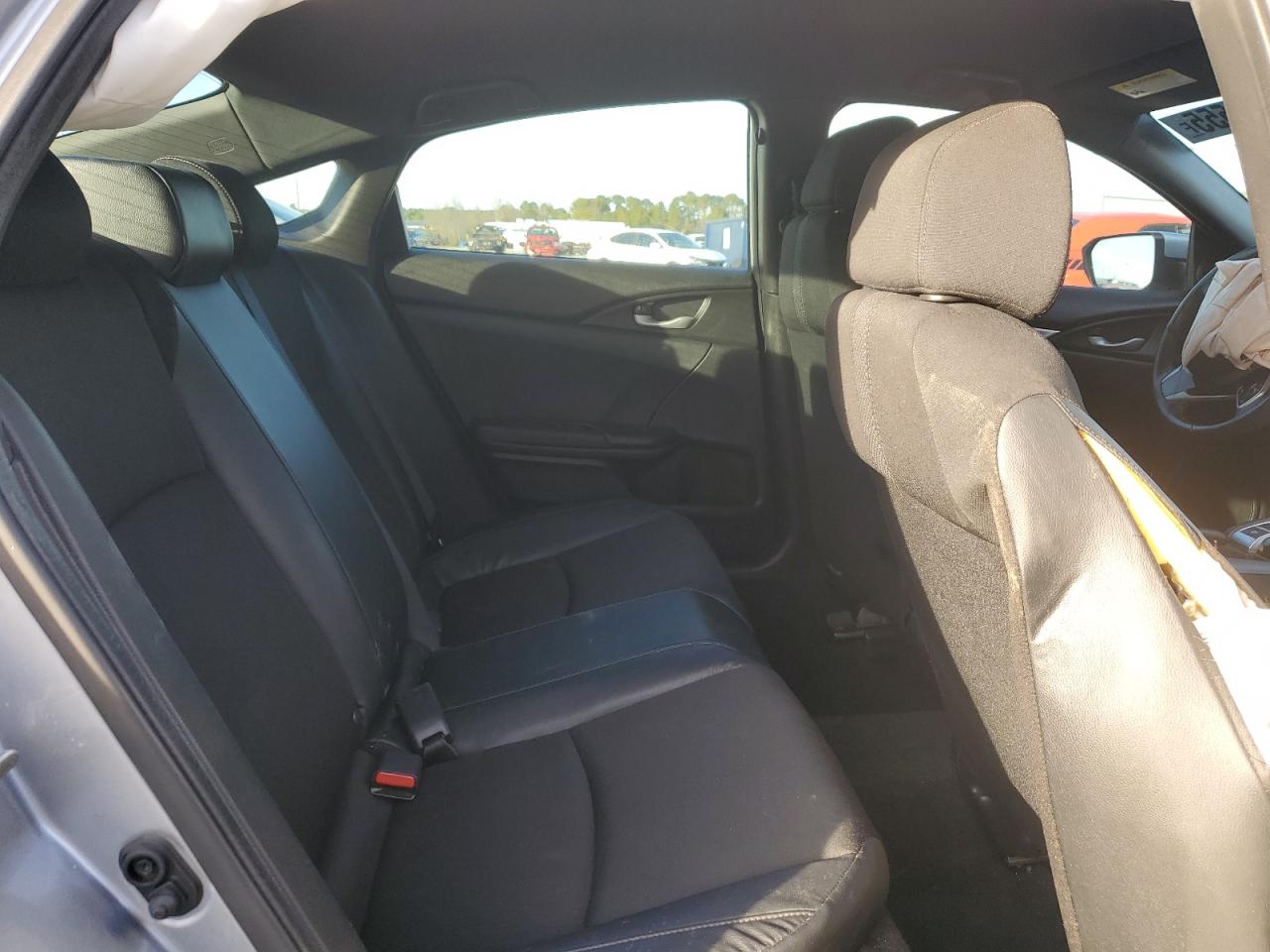 2019 Honda Civic - Image 10