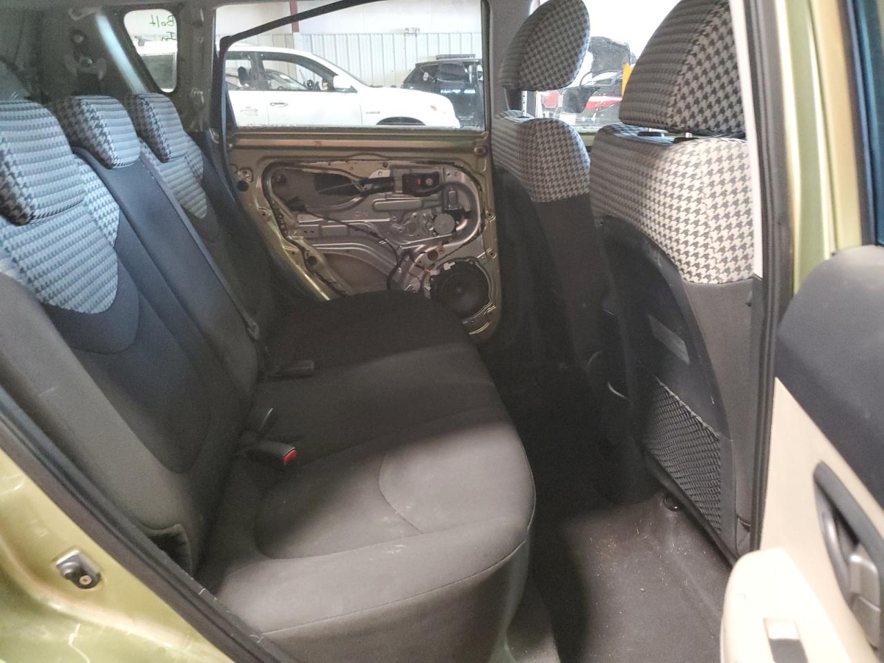 2010 Kia Soul - Image 11