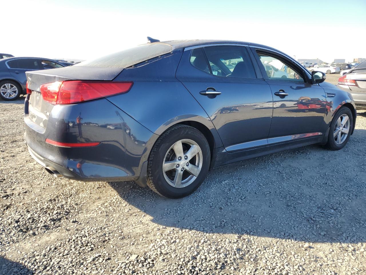 VIN 5XXGM4A73FG472187 2015 KIA OPTIMA no.3