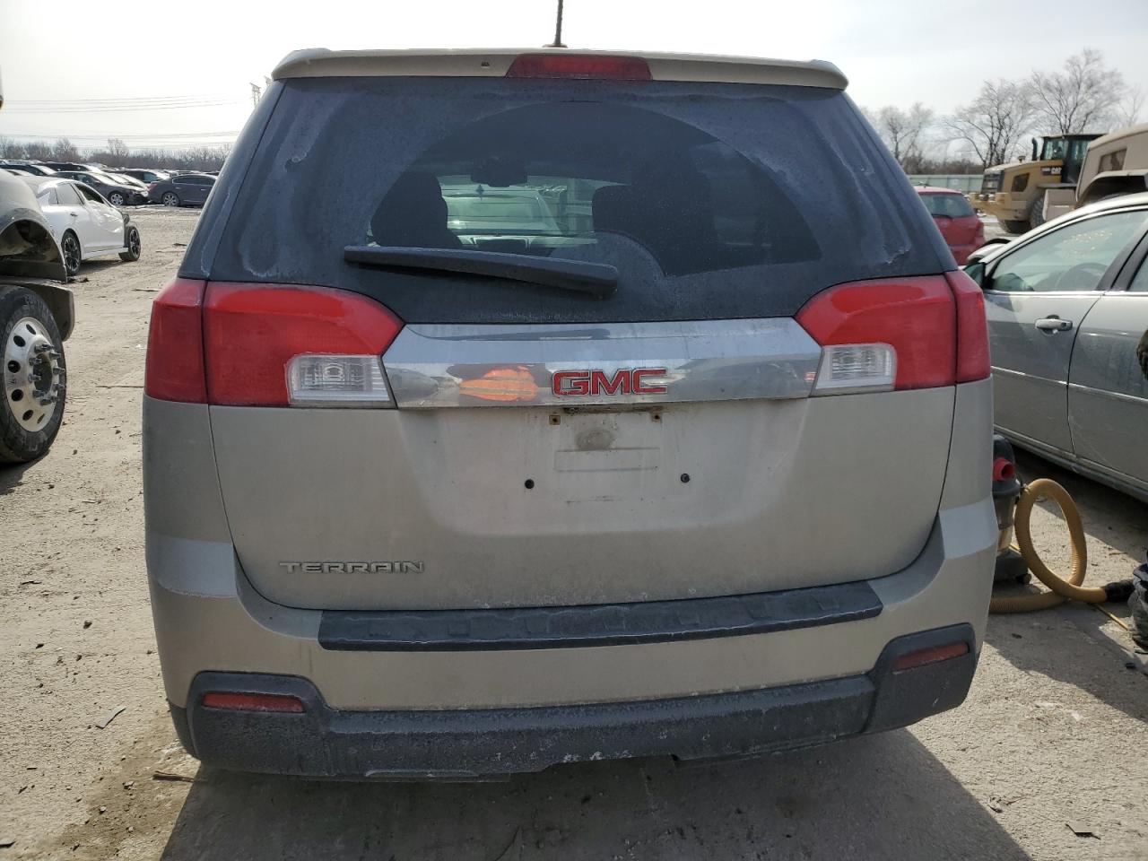 2015 GMC Terrain - Image 6