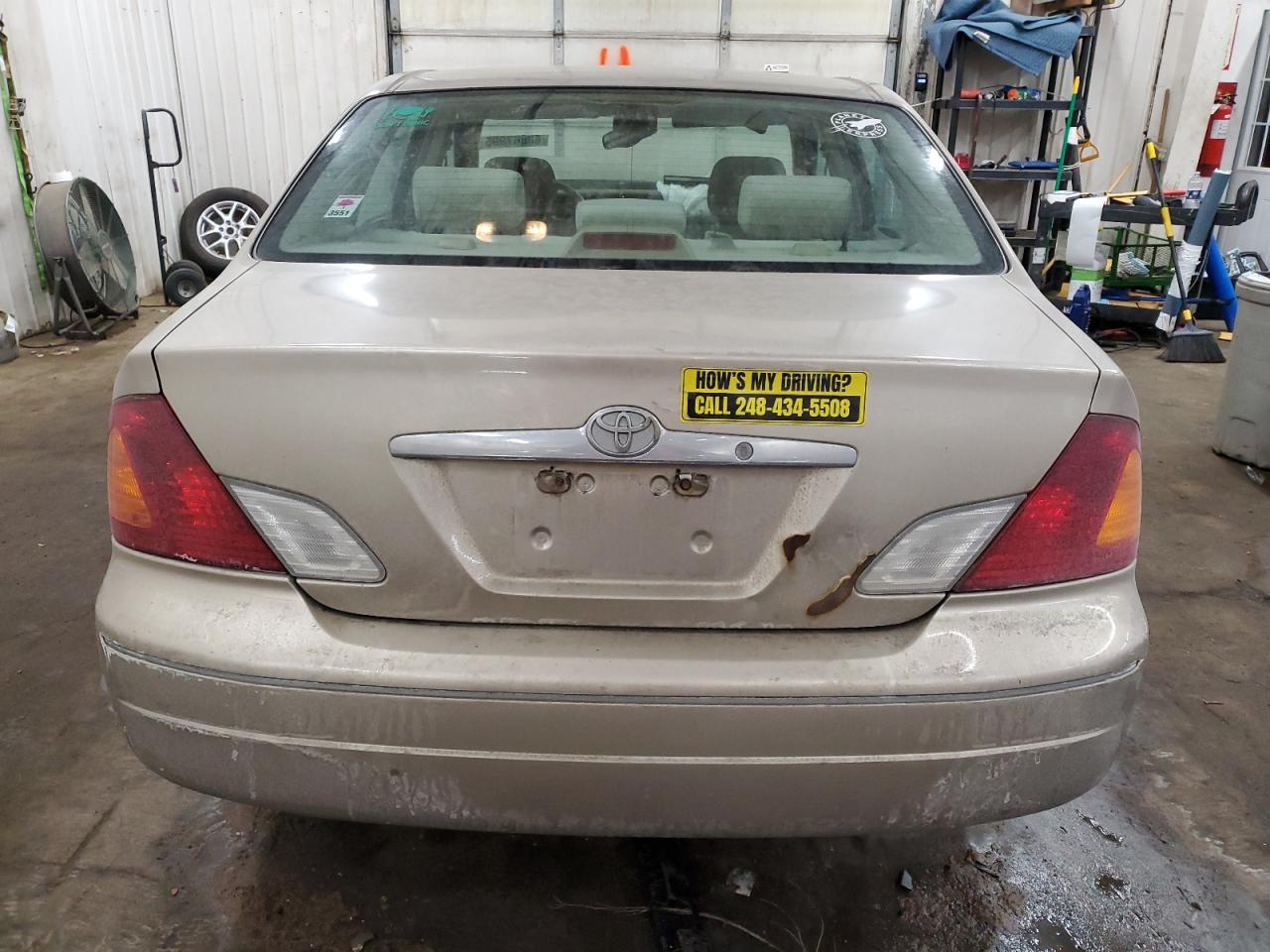 2000 Toyota Avalon - Image 6