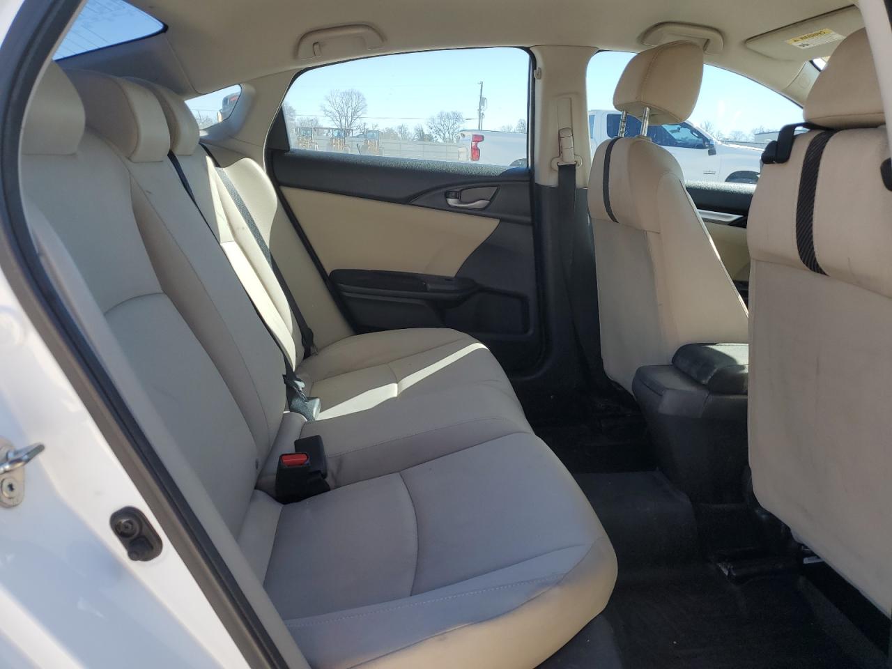 2018 Honda Civic - Image 10