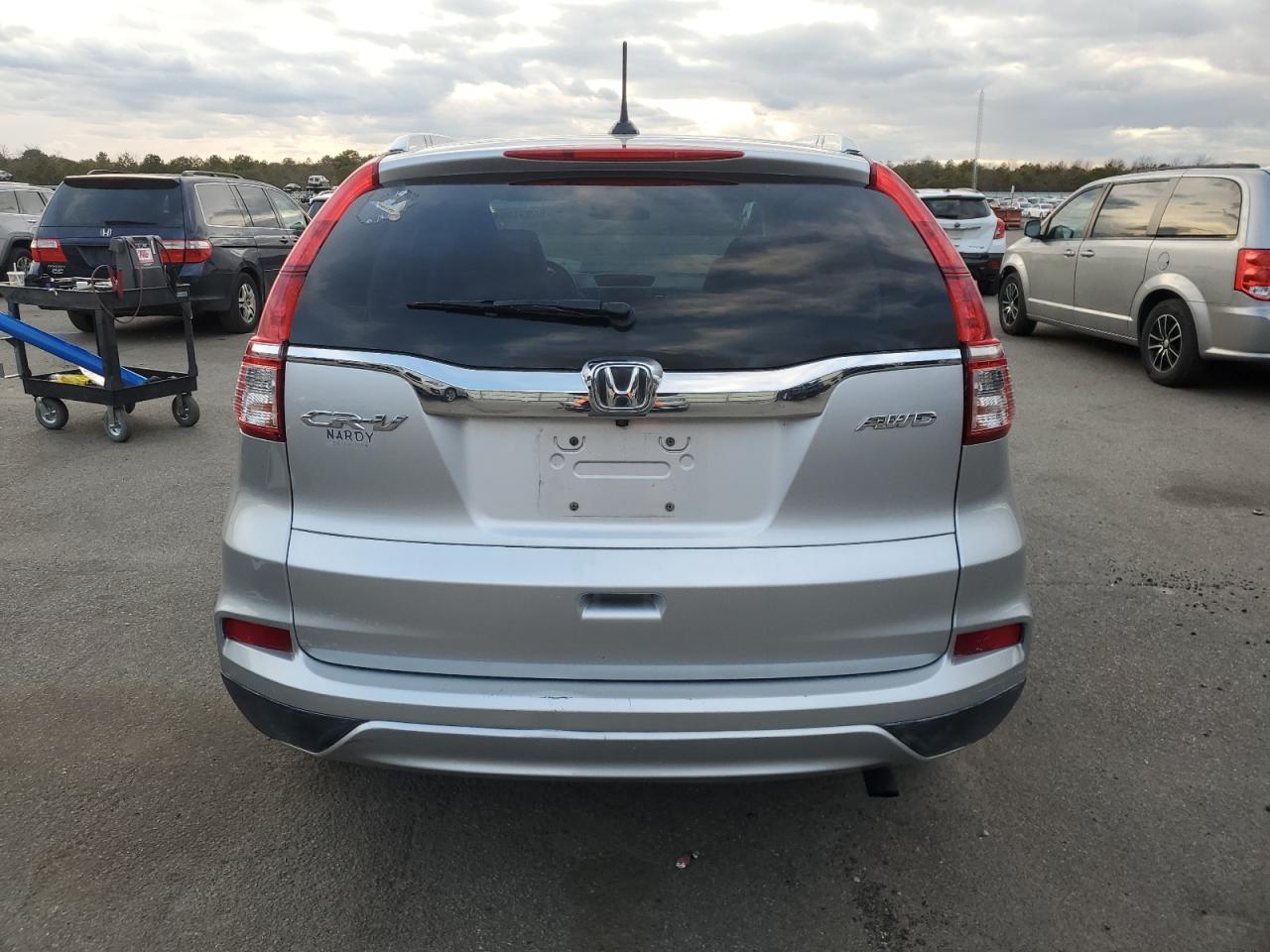 VIN 2HKRM4H71FH689997 2015 HONDA CRV no.6