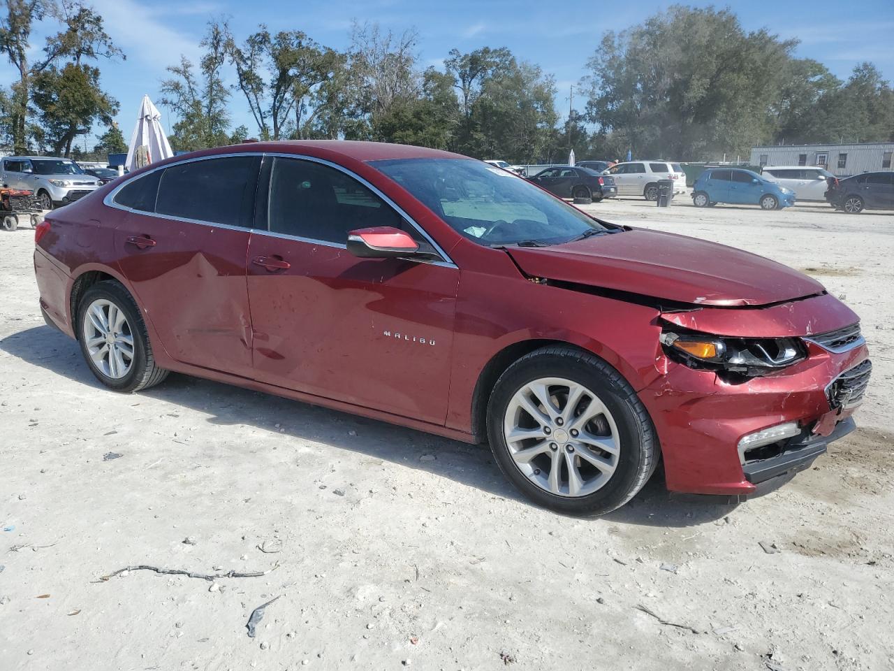 2017 Chevrolet Malibu - Image 4