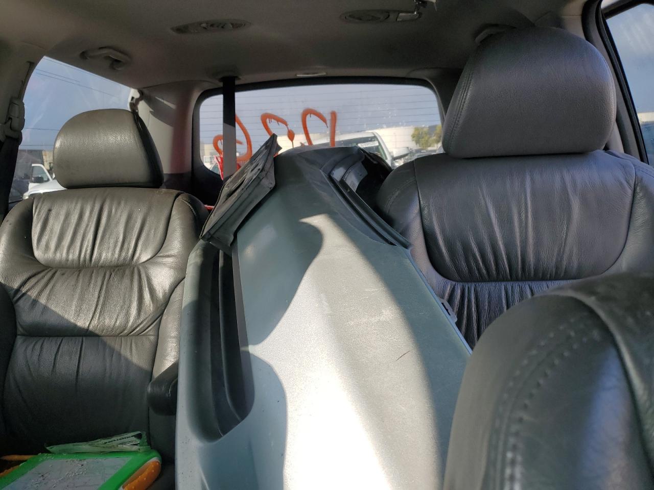 2006 Honda Odyssey - Image 10