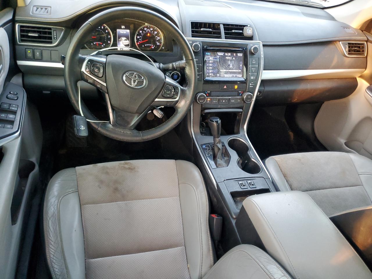 2015 Toyota Camry - Image 8
