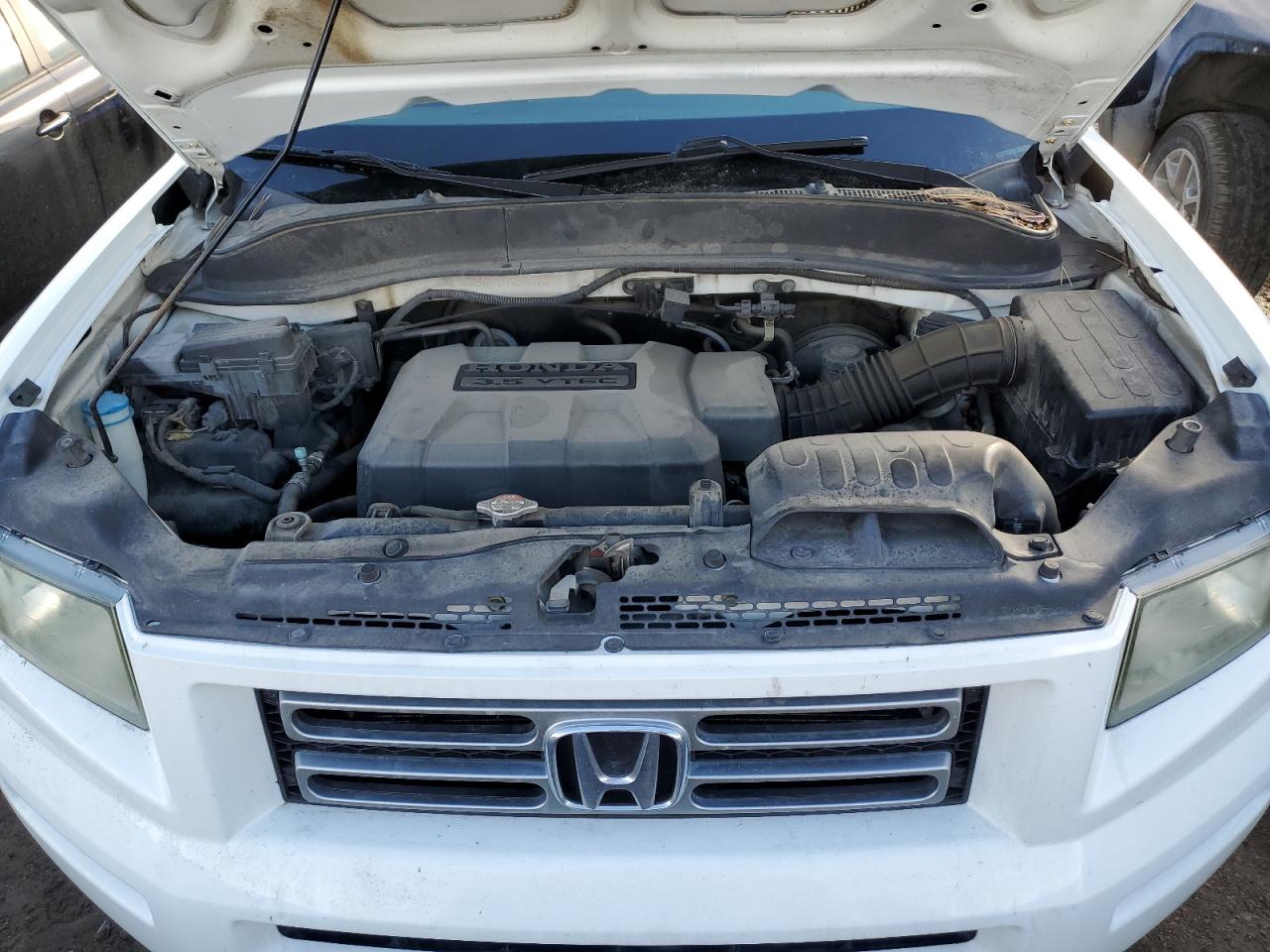 2007 Honda Ridgeline - Image 11