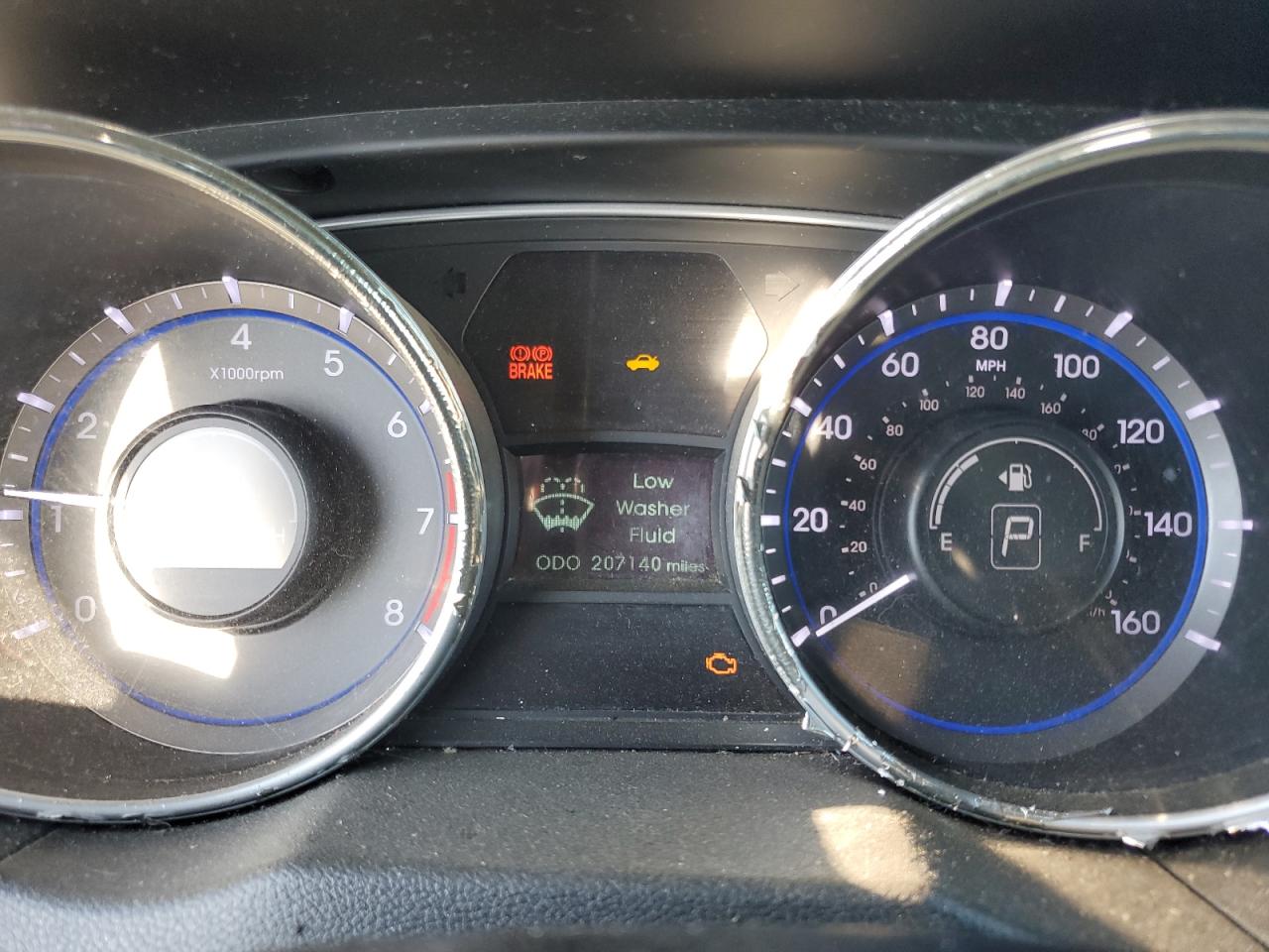 2011 Hyundai Sonata - Image 9