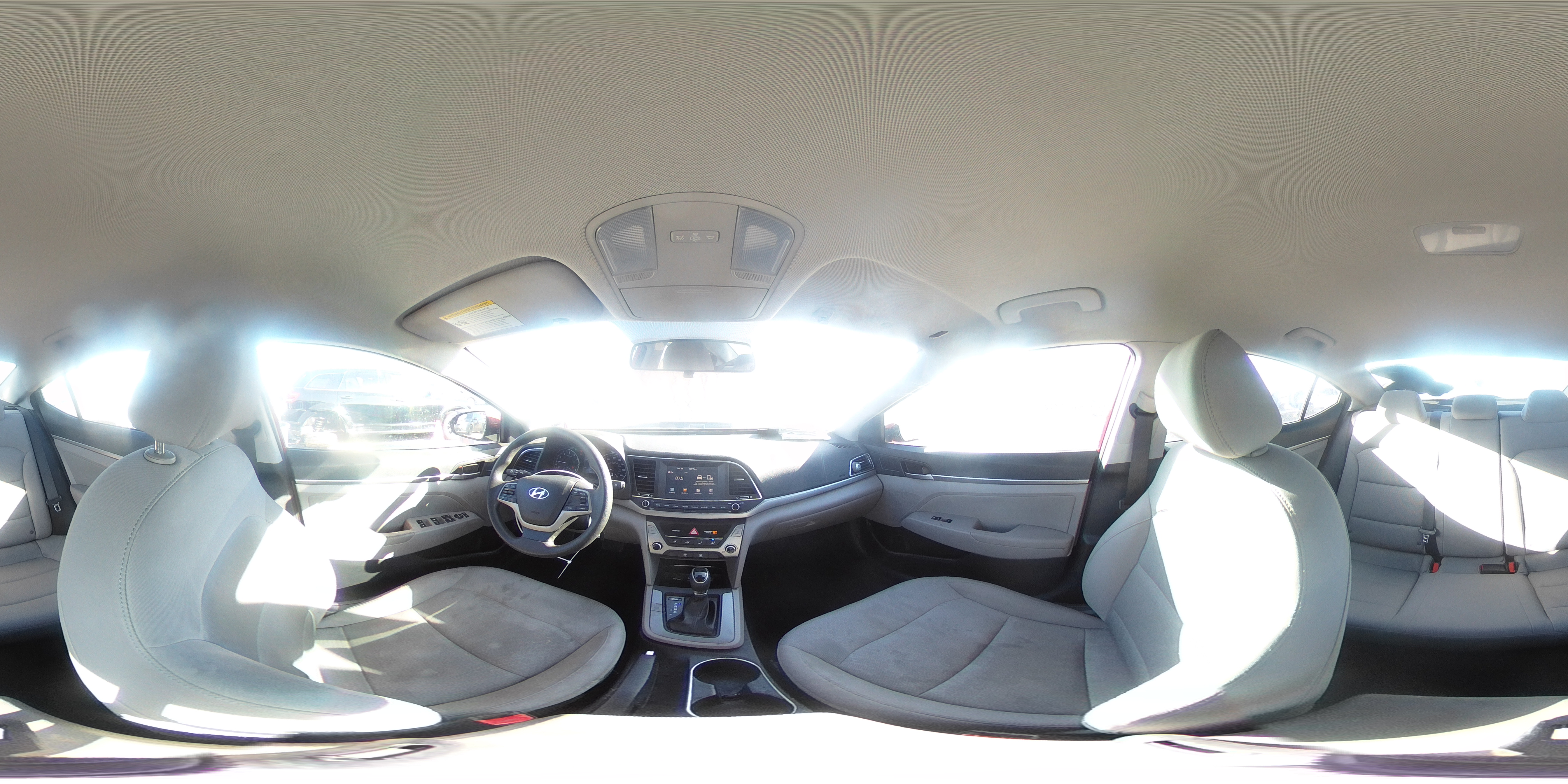 2017 Hyundai Elantra - Image 15