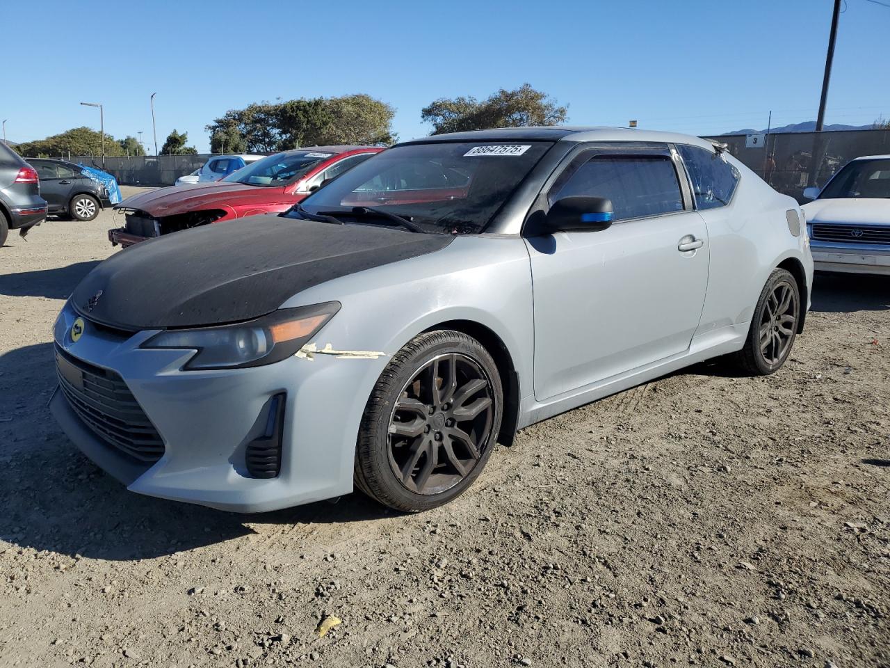 VIN JTKJF5C72GJ015461 2016 TOYOTA SCION no.1