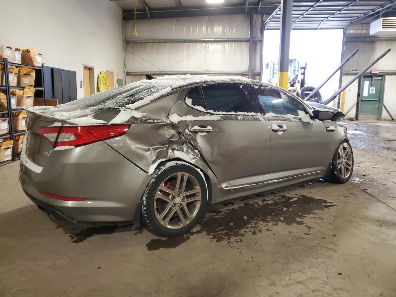 VIN 5XXGR4A67DG205091 2013 KIA OPTIMA no.3