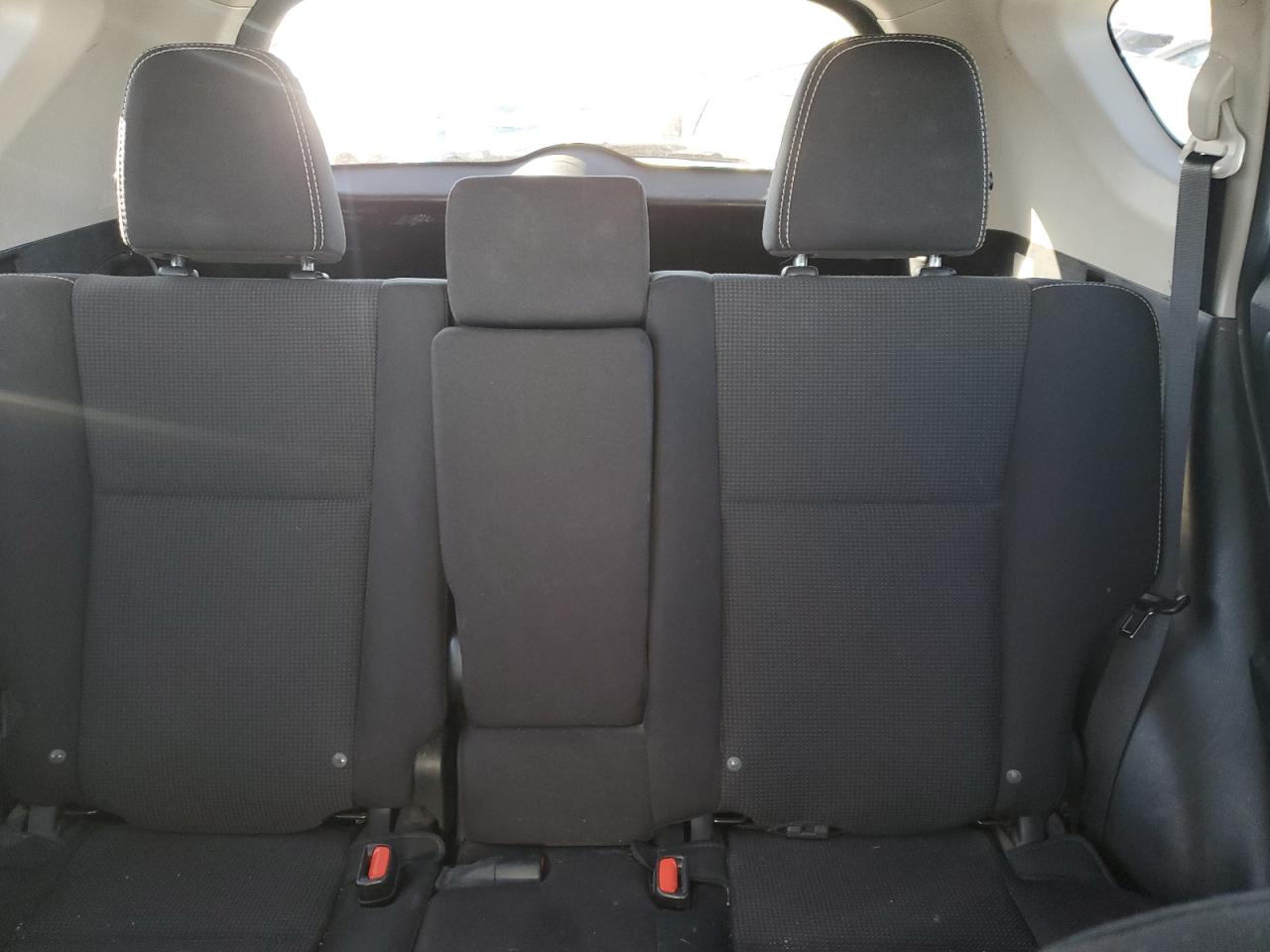 2018 Toyota RAV 4 - Image 10