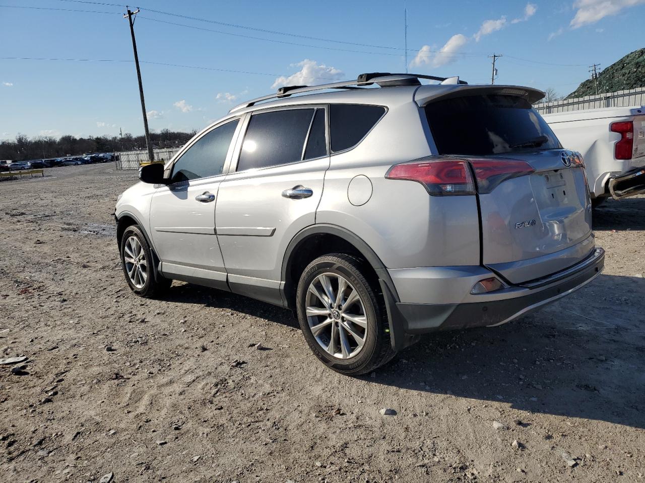 2017 Toyota RAV 4 - Image 2