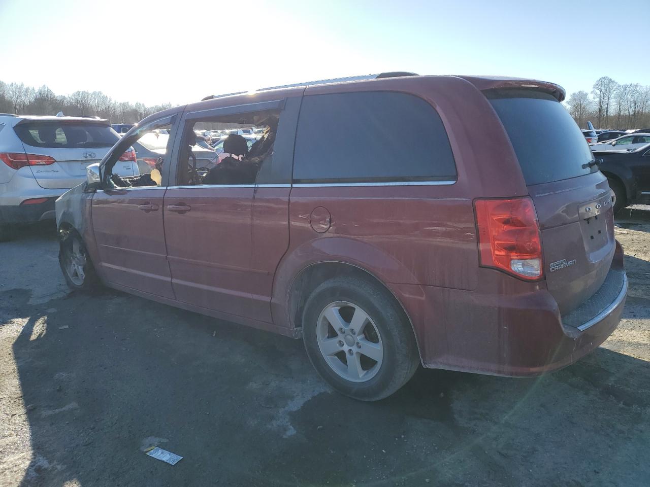 2011 Dodge Caravan - Image 2