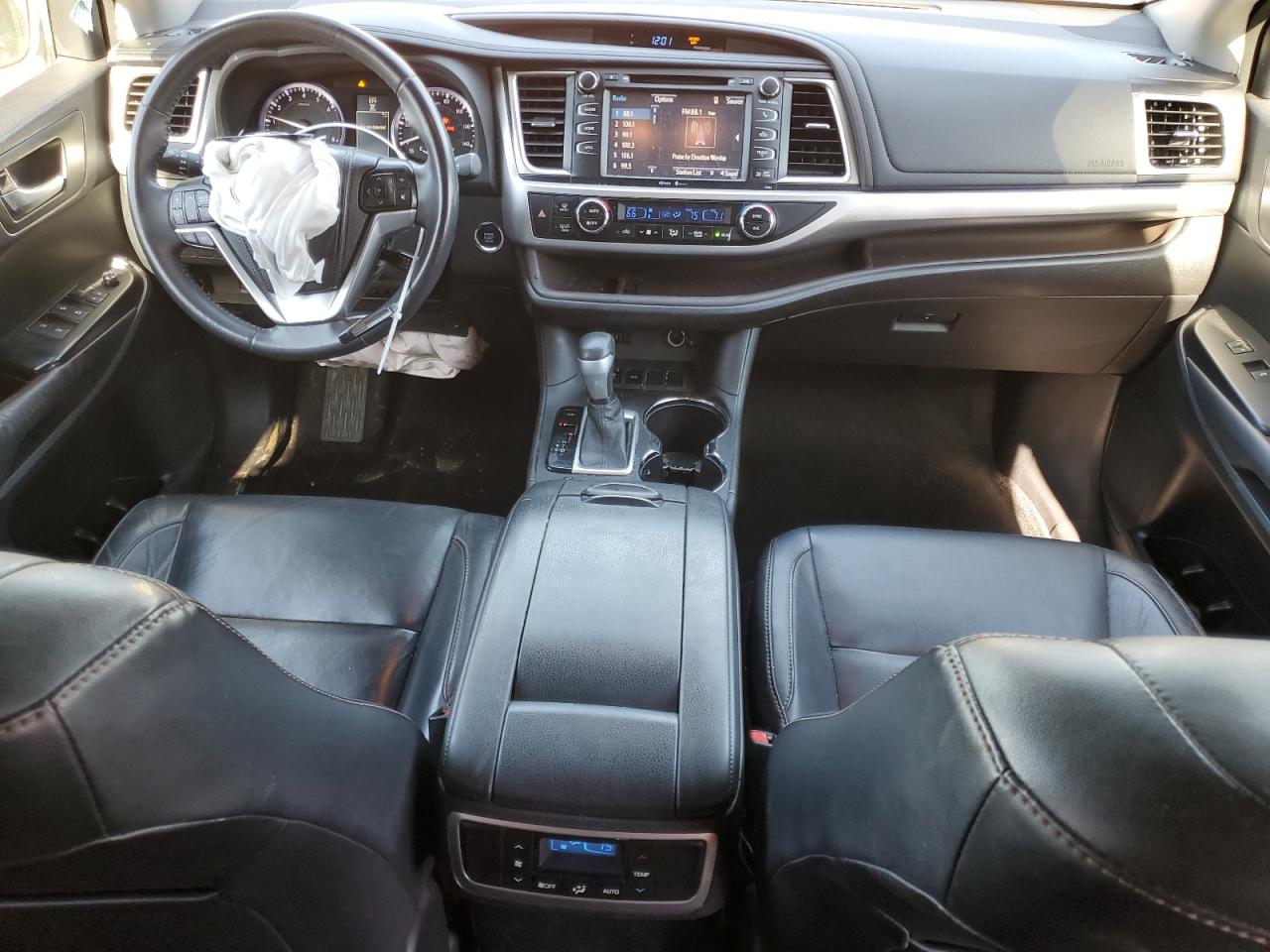 2014 Toyota Highlander - Image 8