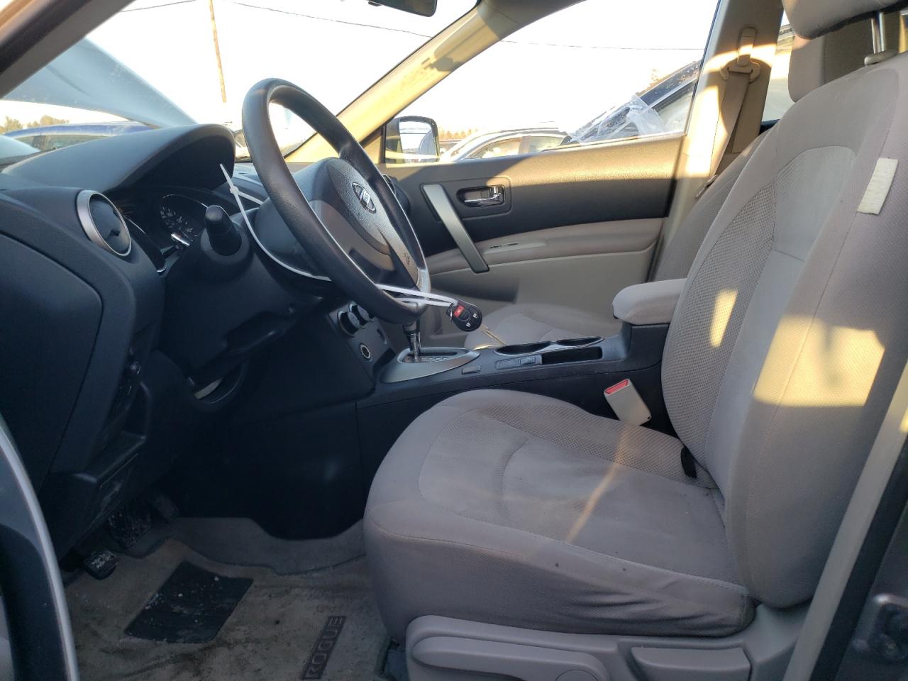2012 Nissan Rogue - Image 7