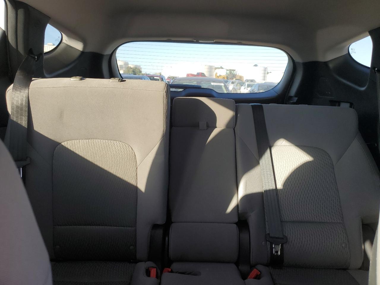 2018 Hyundai Santa Fe - Image 10