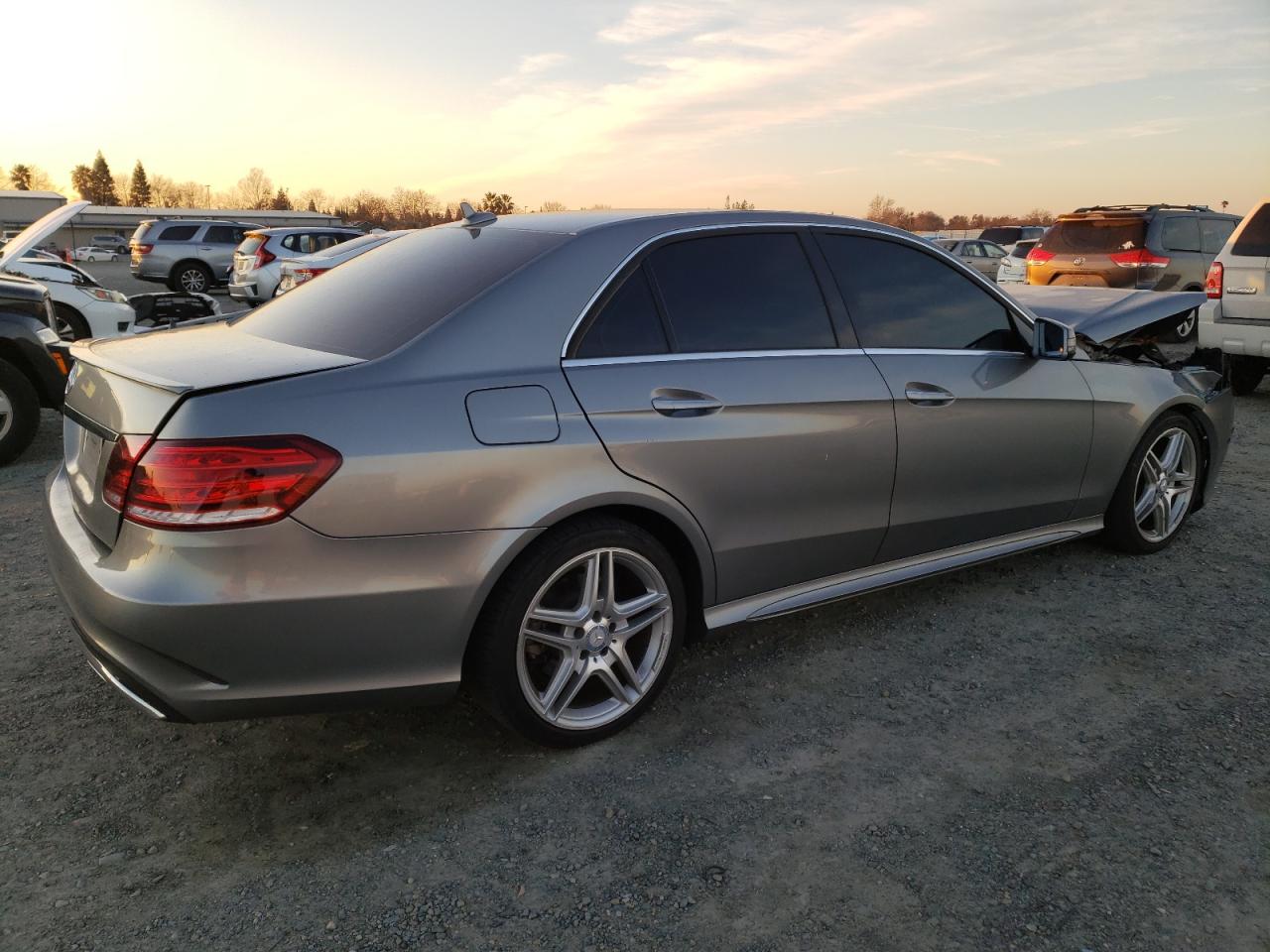 2014 Mercedes-Benz E-klasse - Image 3
