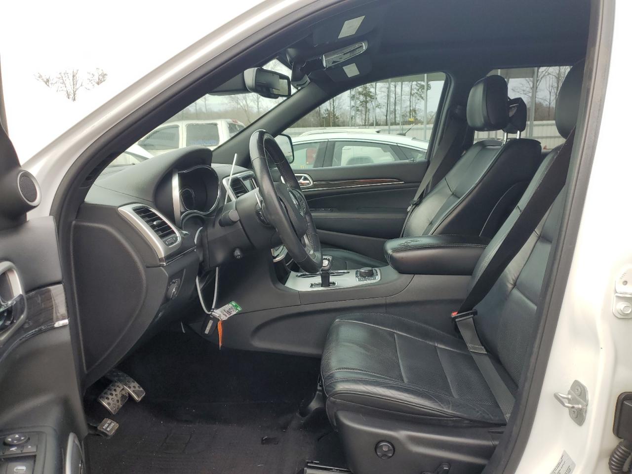 2015 Jeep Grand Cherokee - Image 7