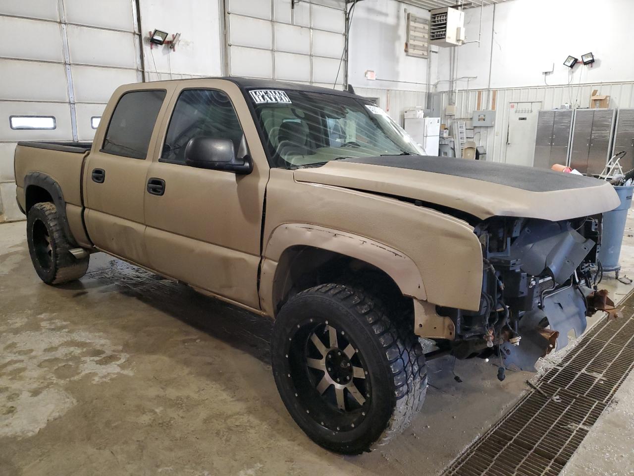 2006 Chevrolet Silverado - Image 4