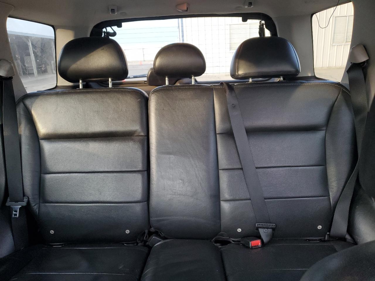 2005 Ford Escape - Image 10