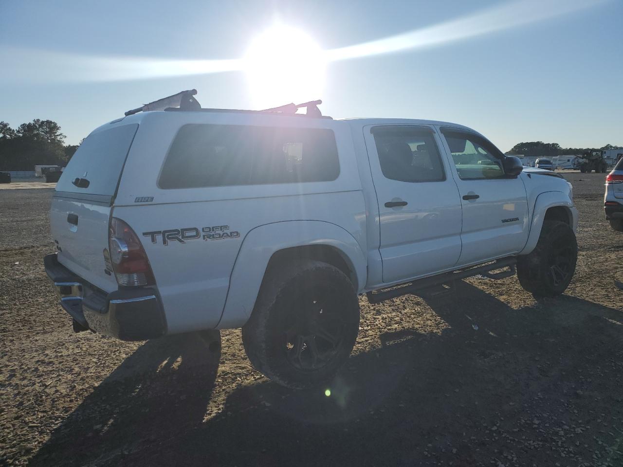 2015 Toyota Tacoma Double Cab VIN: 5TFLU4EN9FX127195 Lot: 41860035