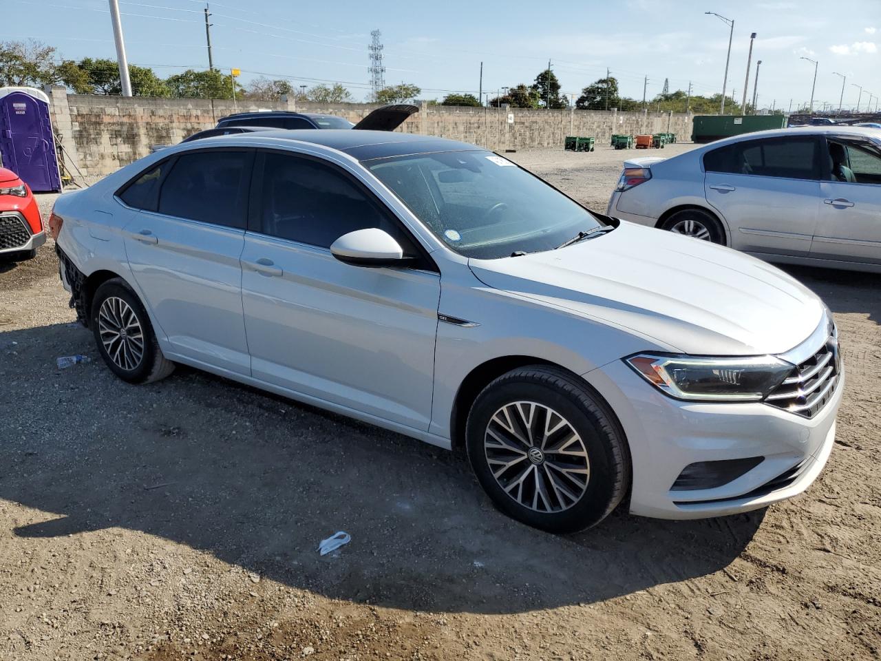 2019 Volkswagen Jetta - Image 4