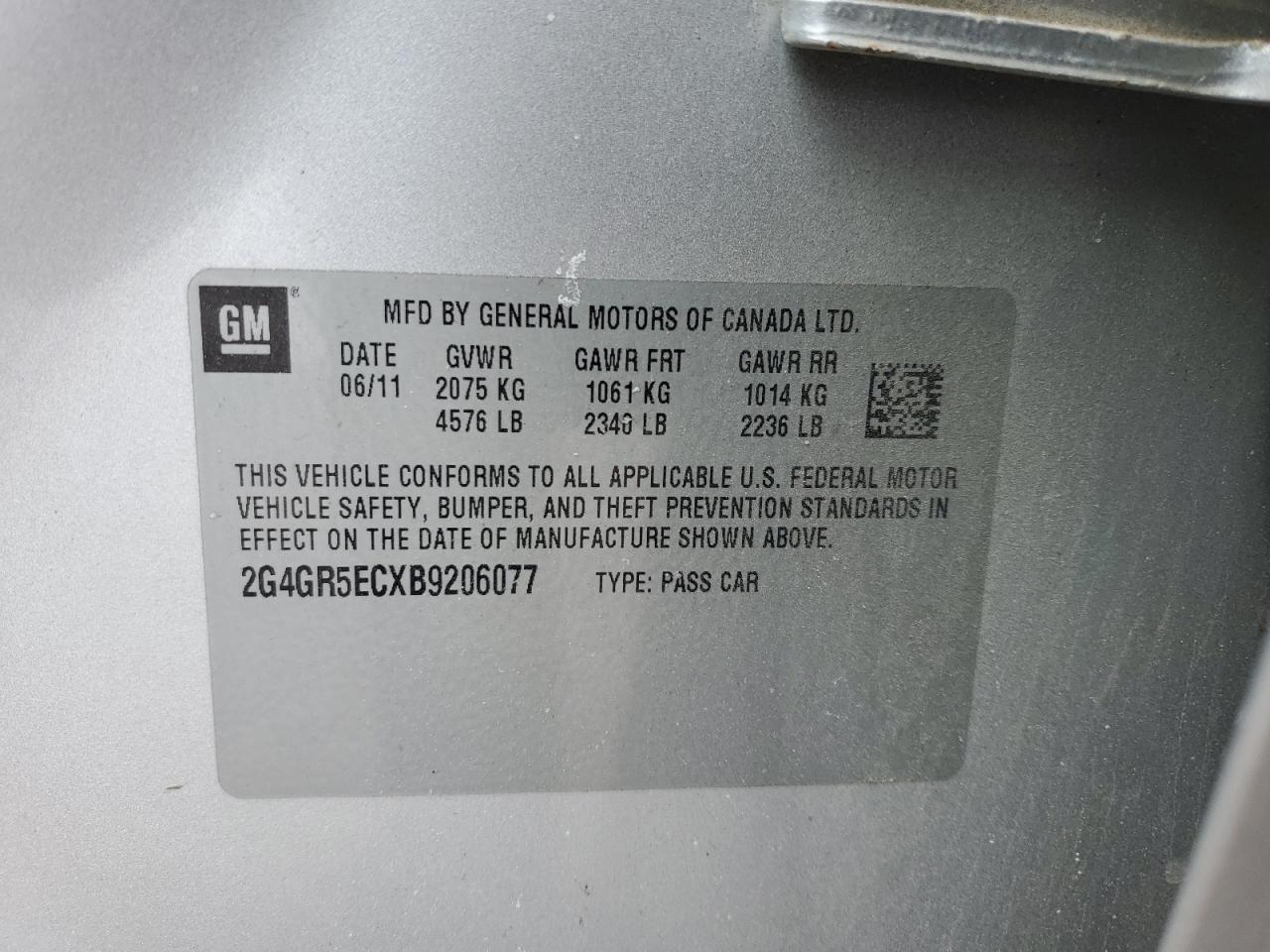 2011 Buick Regal - Image 12