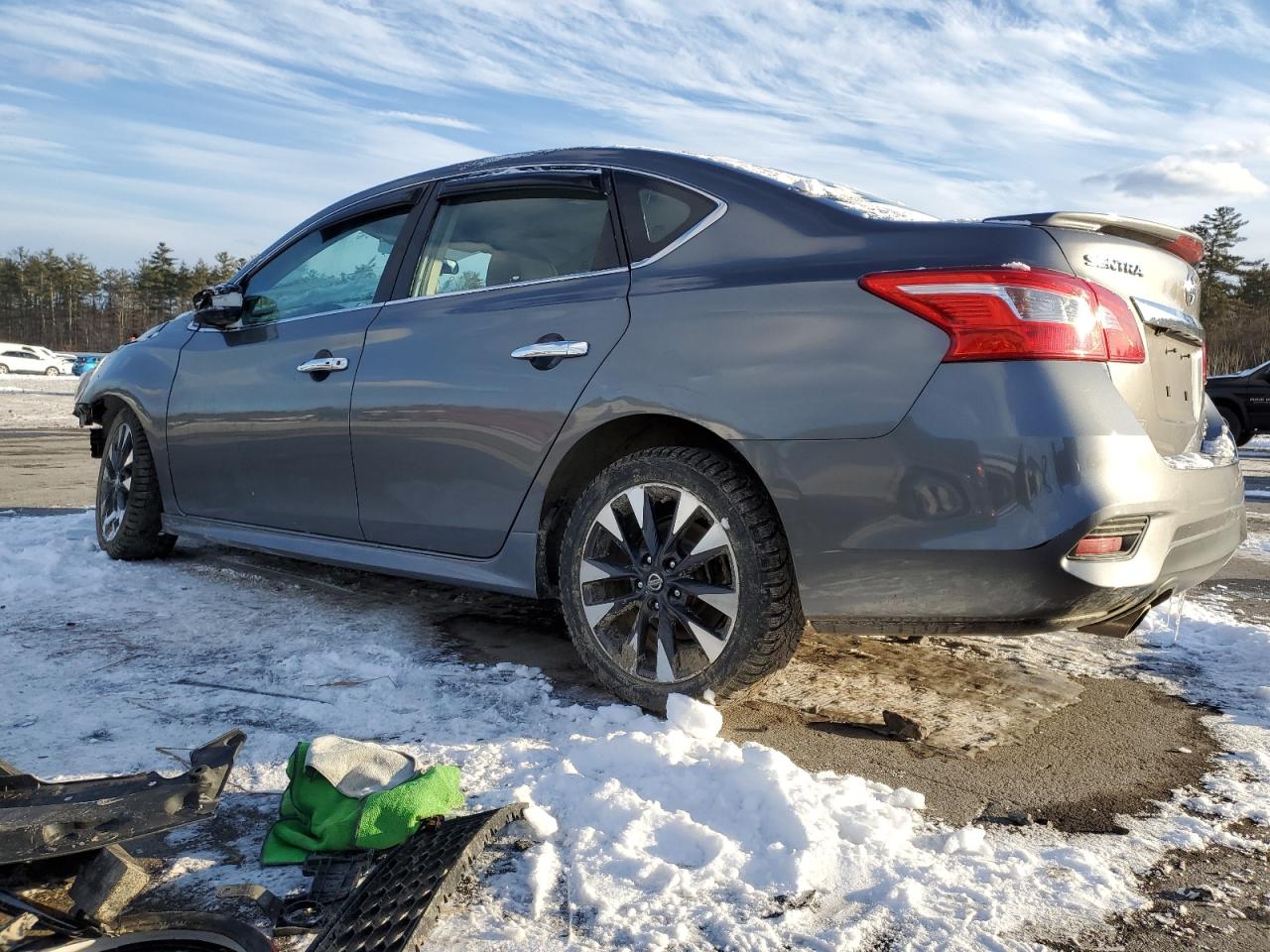 2016 Nissan Sentra - Image 2