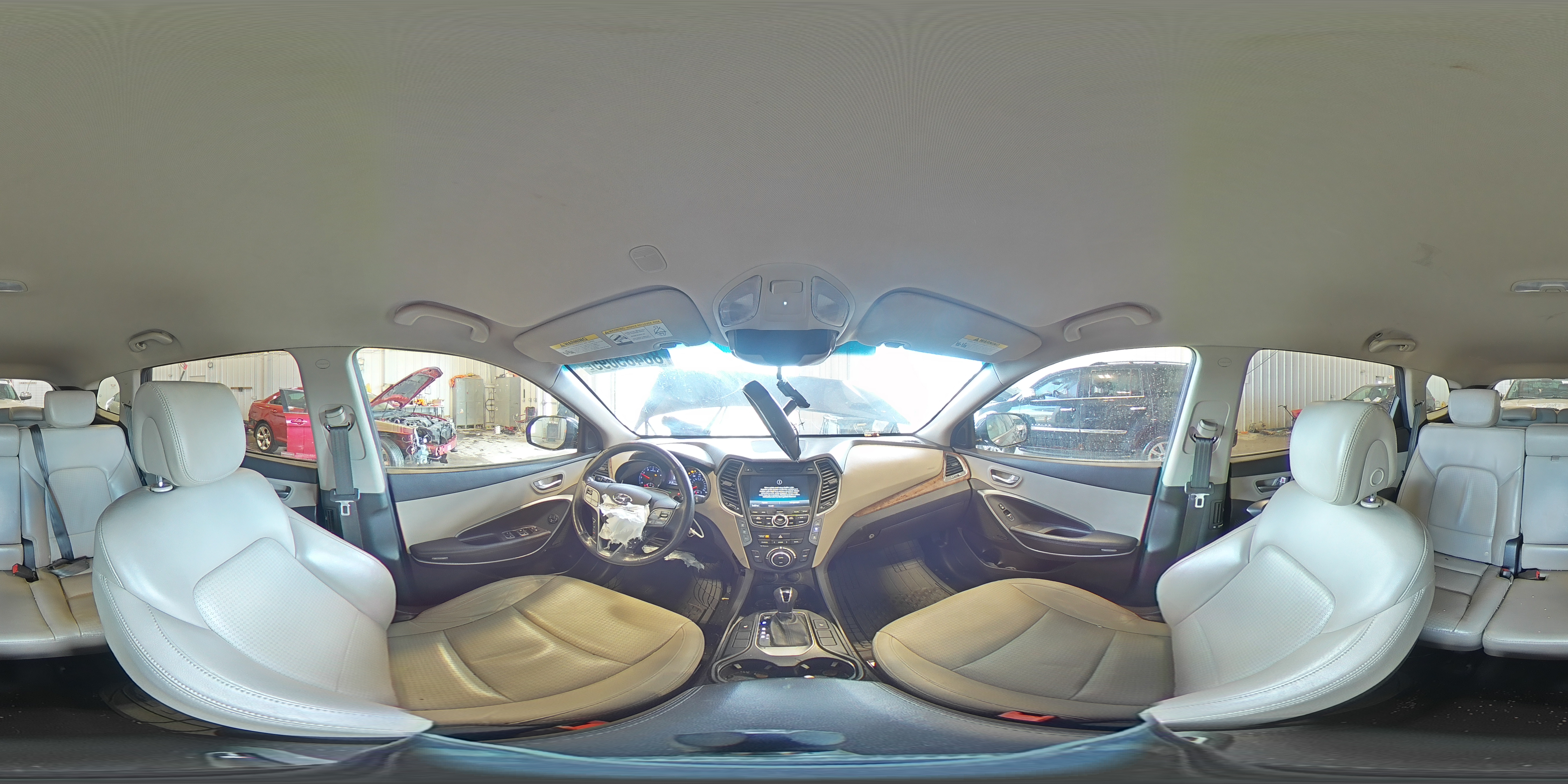 2013 Hyundai Santa Fe - Image 15