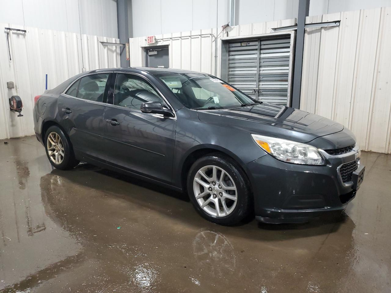 2015 Chevrolet Malibu - Image 4