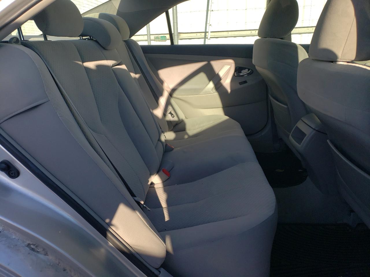 2009 Toyota Camry - Image 10