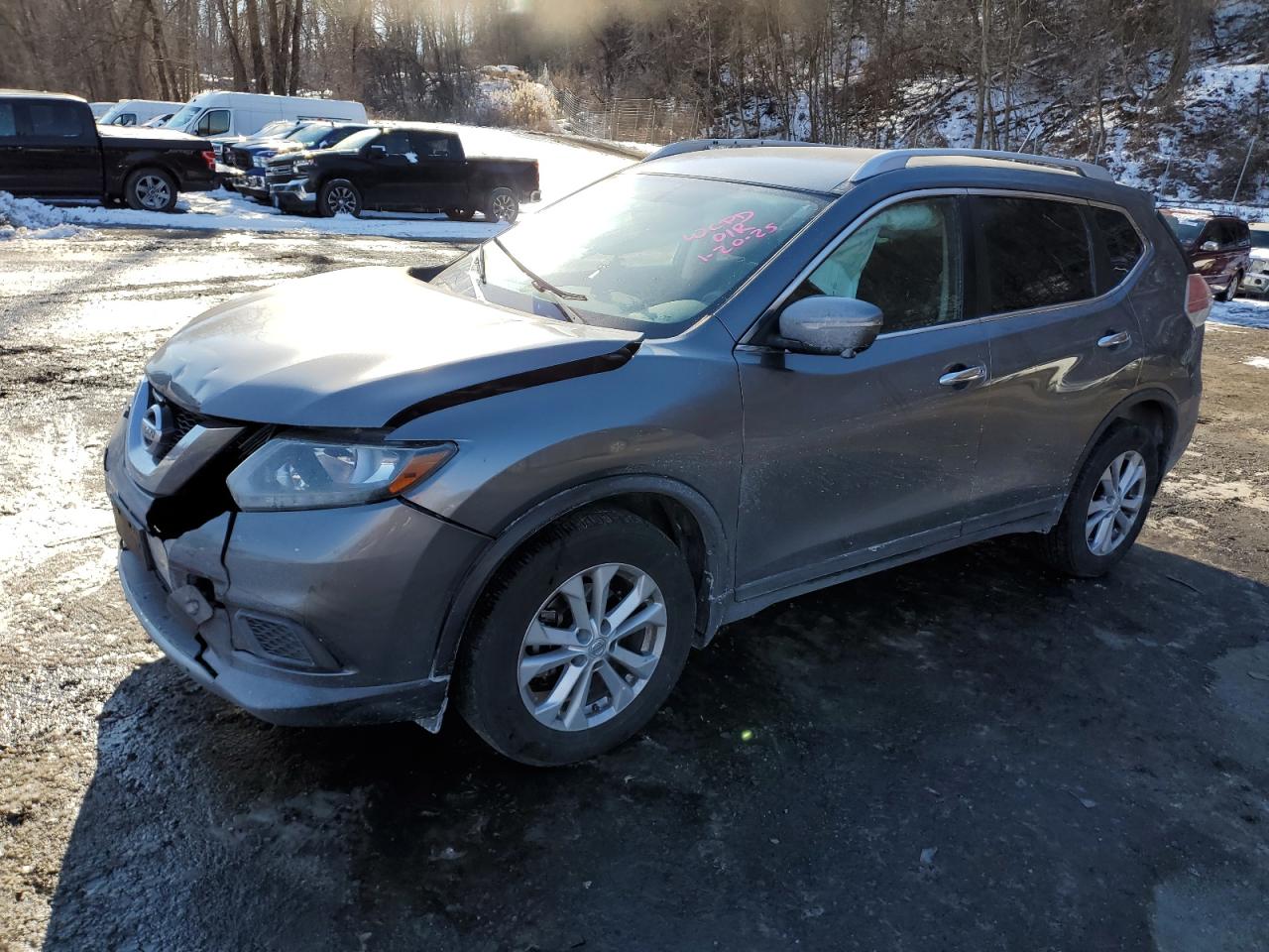 2015 Nissan Rogue - Image 1