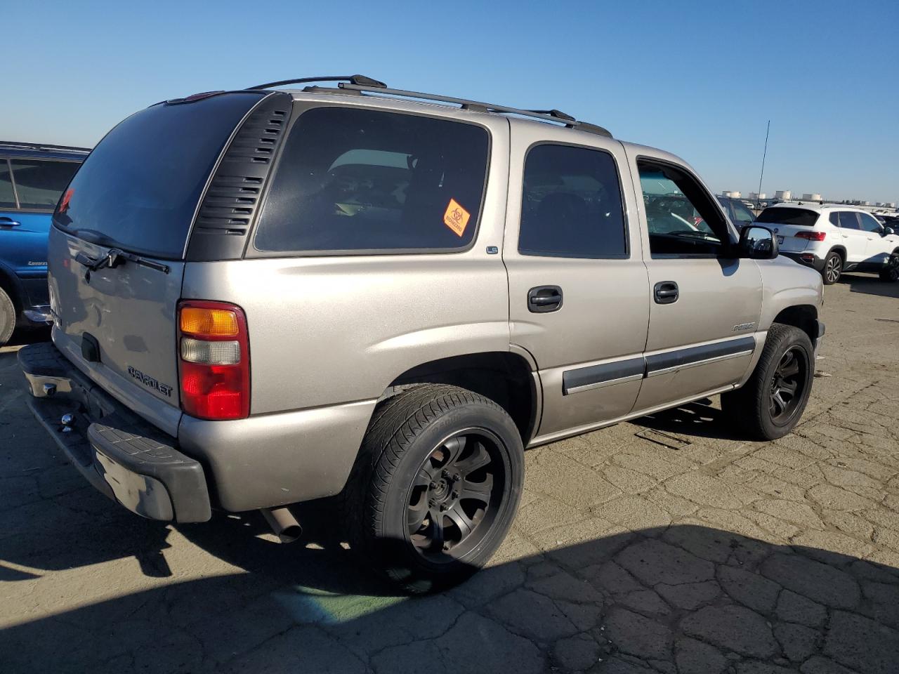 2001 Chevrolet Tahoe - Image 3