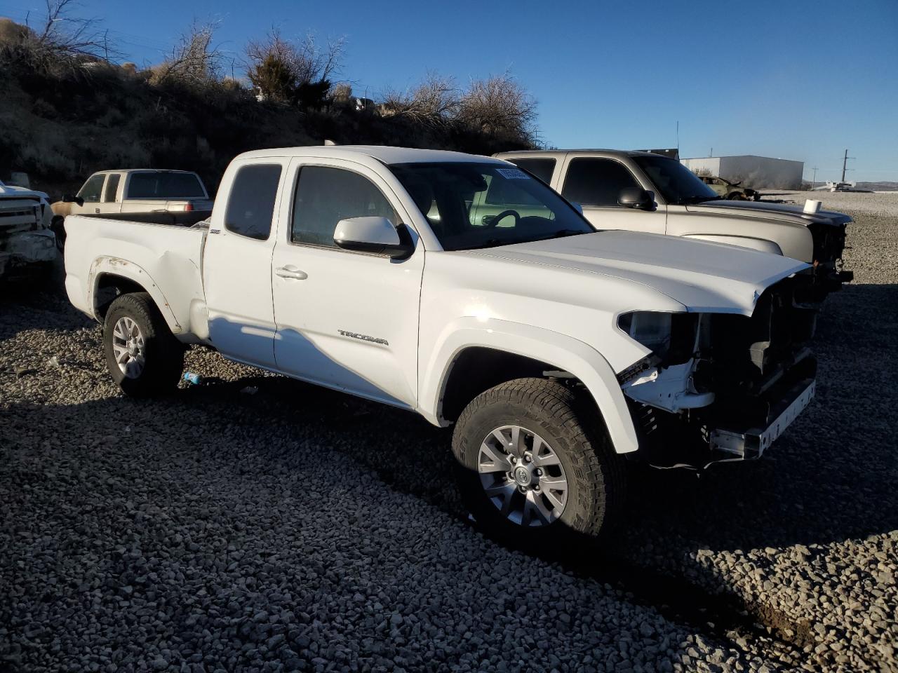 2019 Toyota Tacoma - Image 4