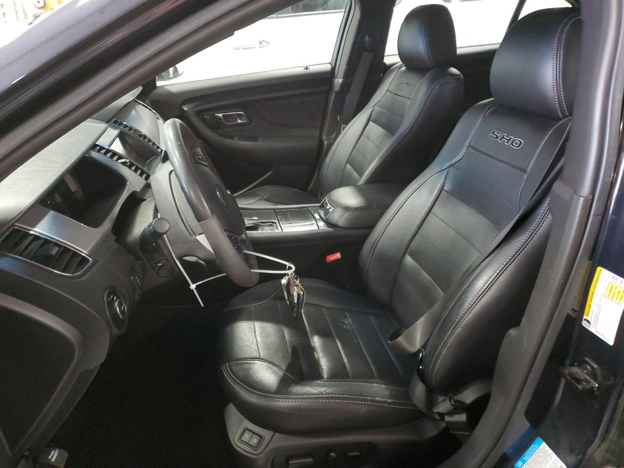 2017 Ford Taurus - Image 7
