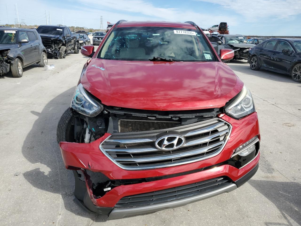 2018 Hyundai Santa Fe - Image 5
