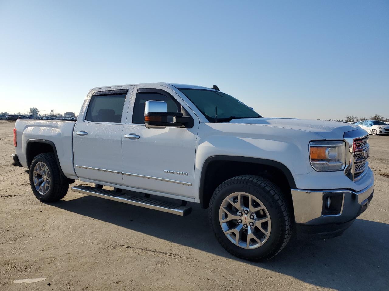2015 GMC Sierra - Image 4
