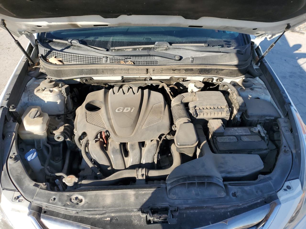 2013 Hyundai Sonata - Image 11
